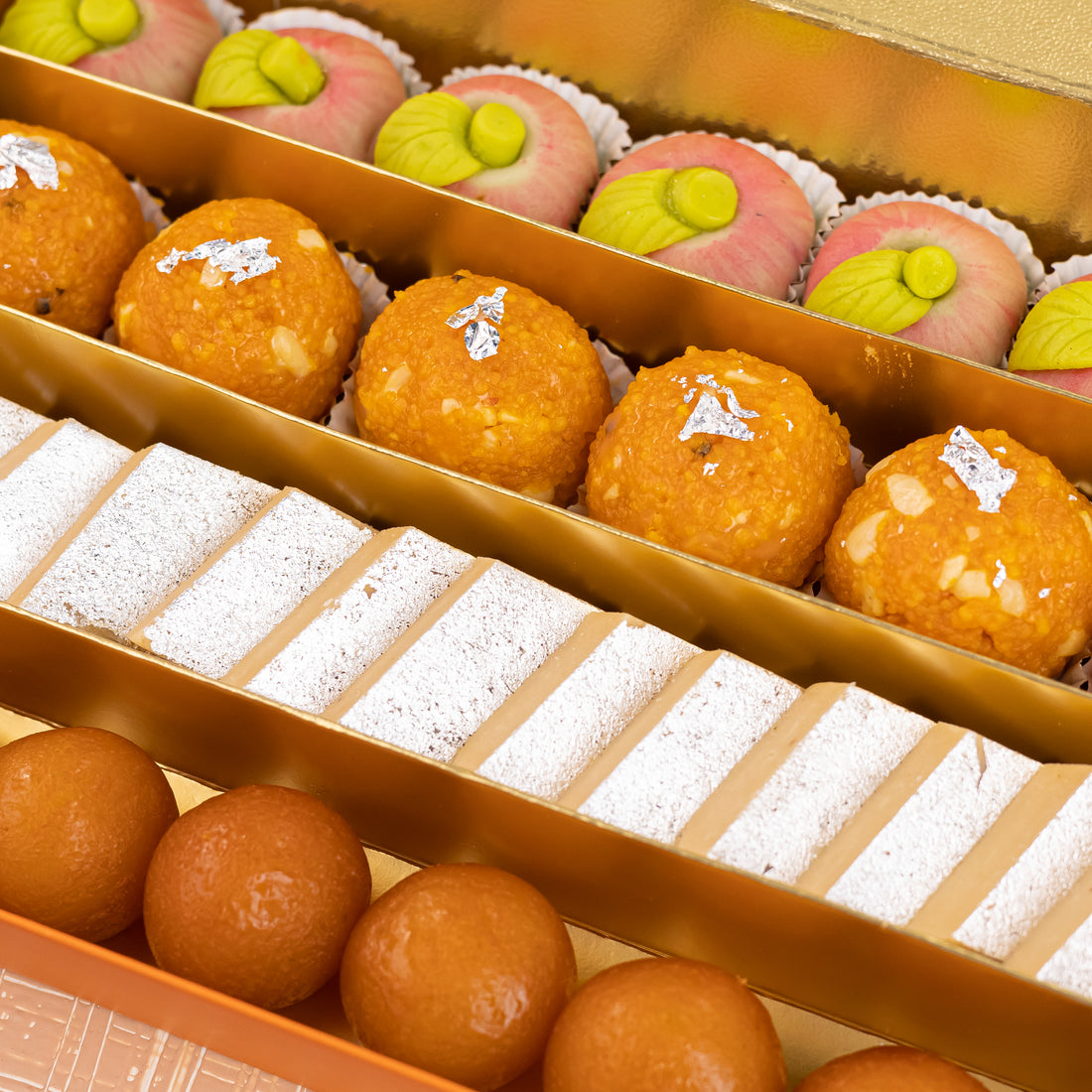 Taste of Tradition (Motichoor Ladoo, Kaju Apple, Kaju Katali, Gulab Jamun) 1KG
