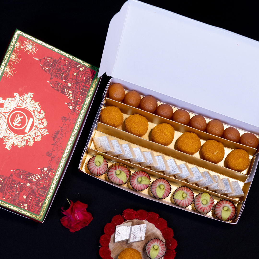Maharaja Classics (MOTICHUR LADOO, KAJU APPLE, KAJU KATLI, GULAB JAMUN)